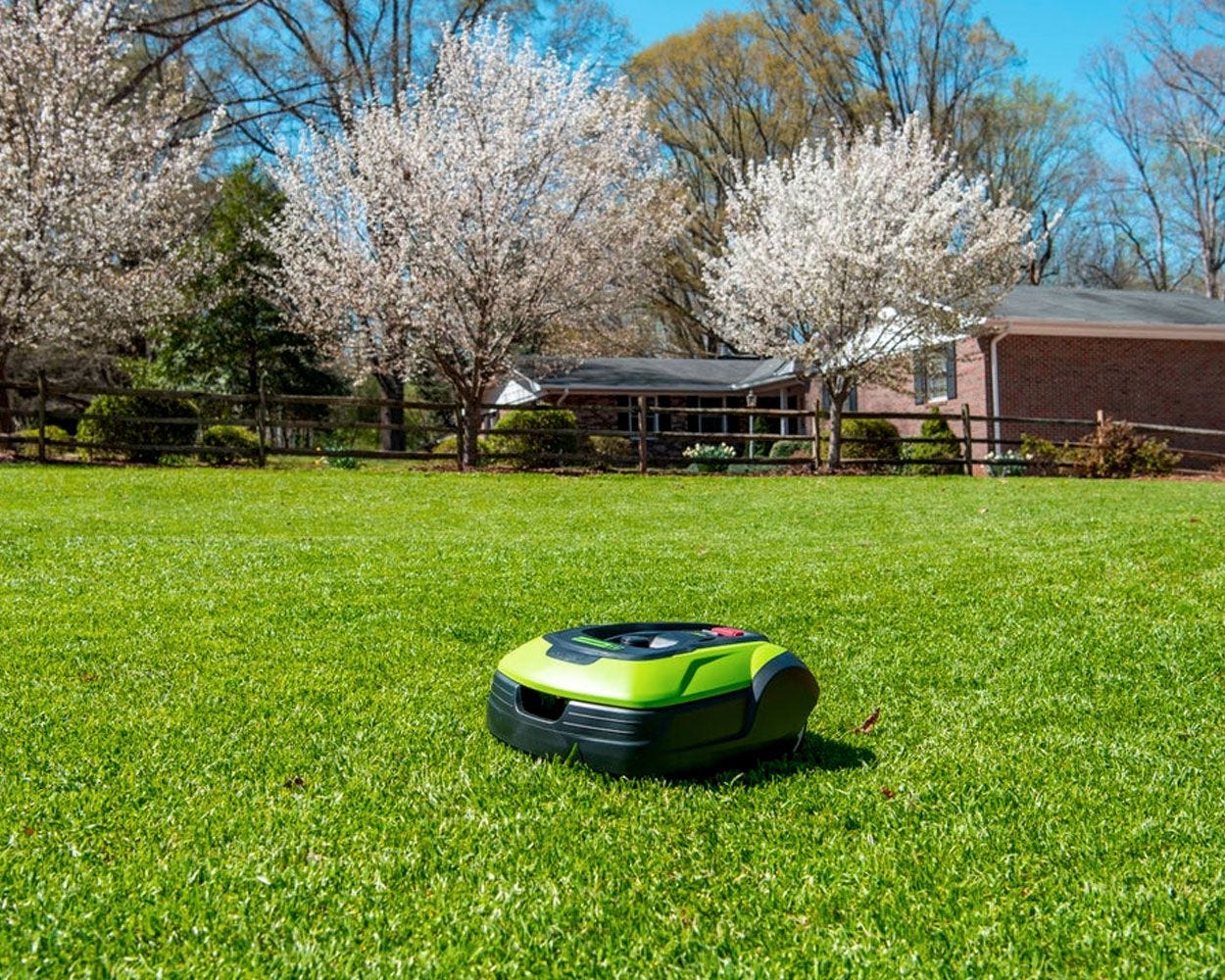 optimow 25 Robotic Lawn Mower | Greenworks Pro